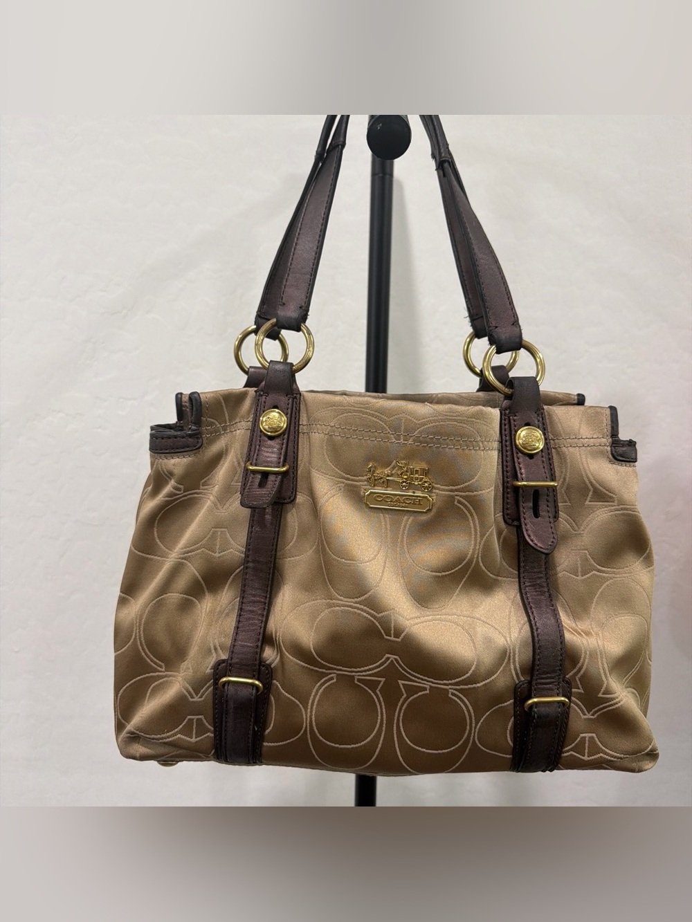 Coach Mia Signature Outline Carryall in Khaki